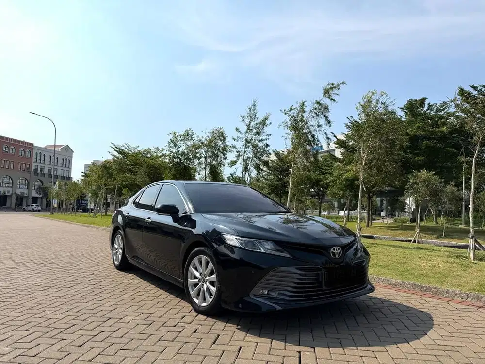 Toyota Camry 2.5 V 2021 AT