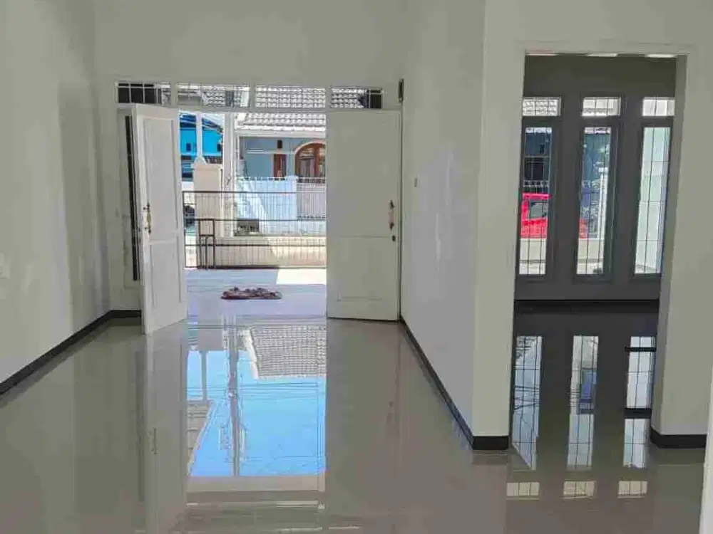 Rumah Permata Kopo Sudah Renovasi Jual Cepat