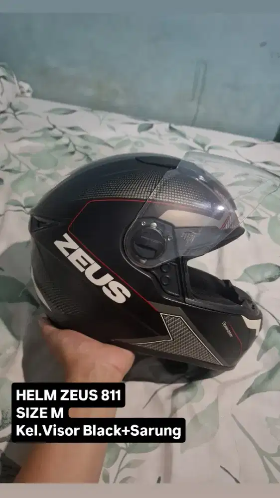 Helm zeus 811 Size M