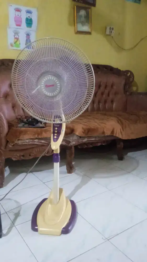 Kipas angin cosmos 16 inc