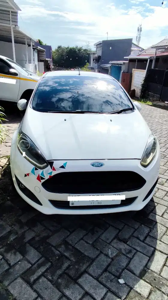 Ford Fiesta Trend 2014 PMK 2015