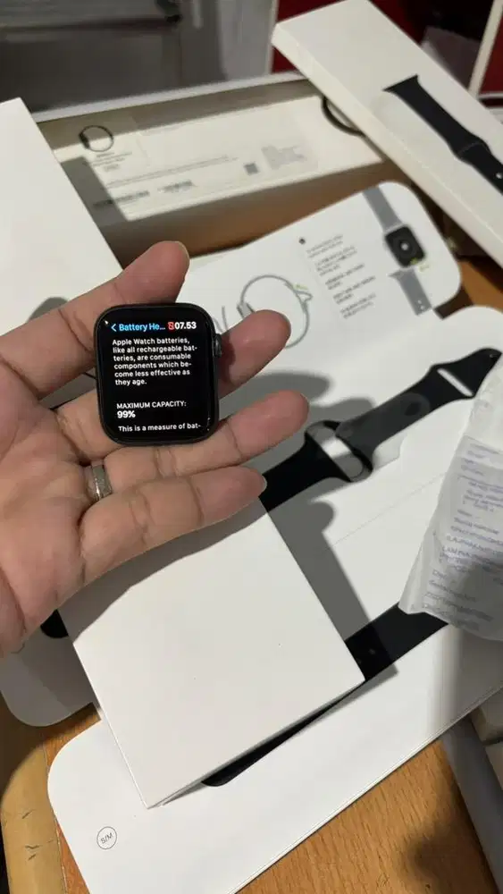 Iwatch 4 aka apple watch gen 4 44mm ex ibox masih like new