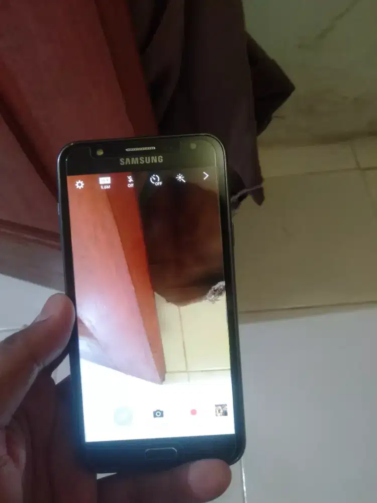 Dijual hp J7 2/16 normal mulus