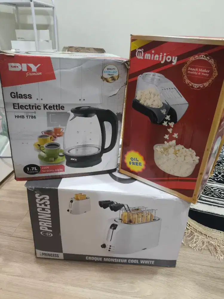 POPCORN MAKER , ELECTRIC KETTLE DAN TOASTER BARU