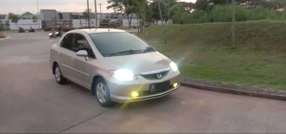 Honda City 1.5 Manual Pajak Hidup Surat Lengkap IDSI Tahun 2004