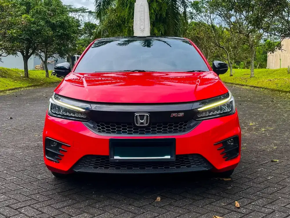 2022 PMK 2024 Honda City Hatchback RS 1.5 CVT KM 8 Ribu Perak