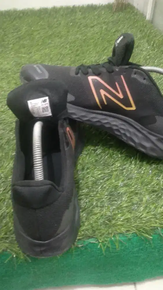NEW BALANCE FULL VLACK GEL FOAM