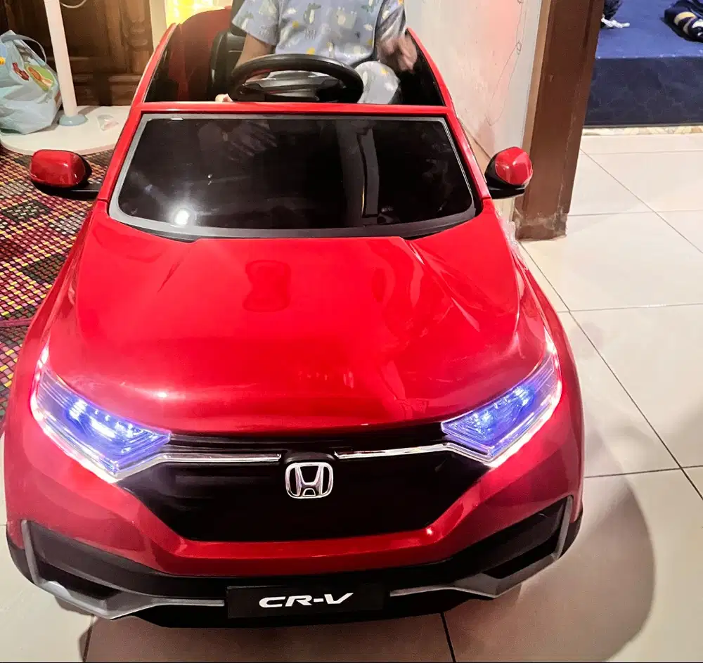 Mobil crv anak 1,1 juta