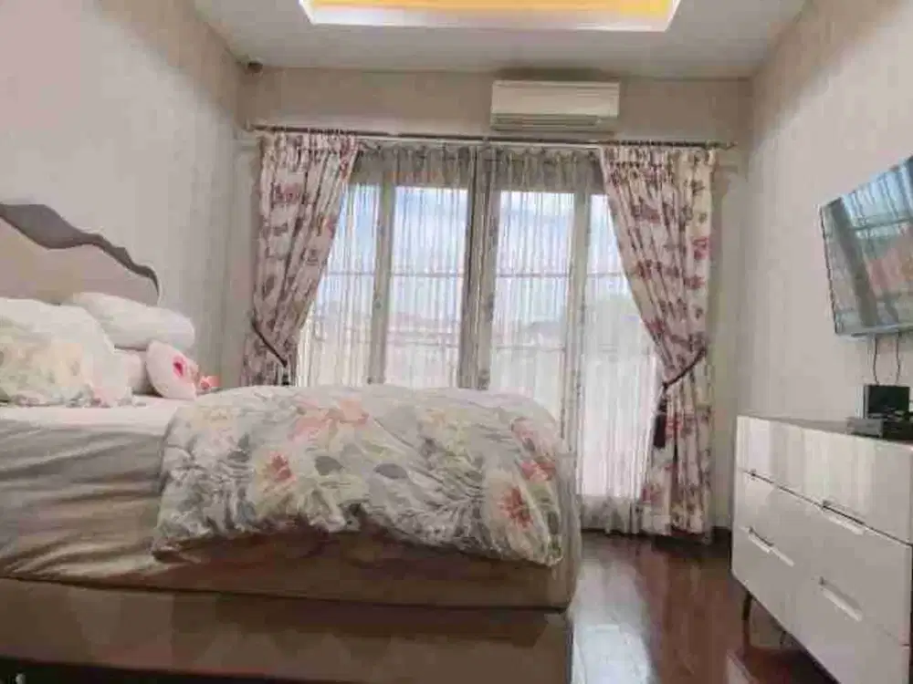 Jual Rumah Bagus Ragunan ( interior & furnished ) jakarta selatan