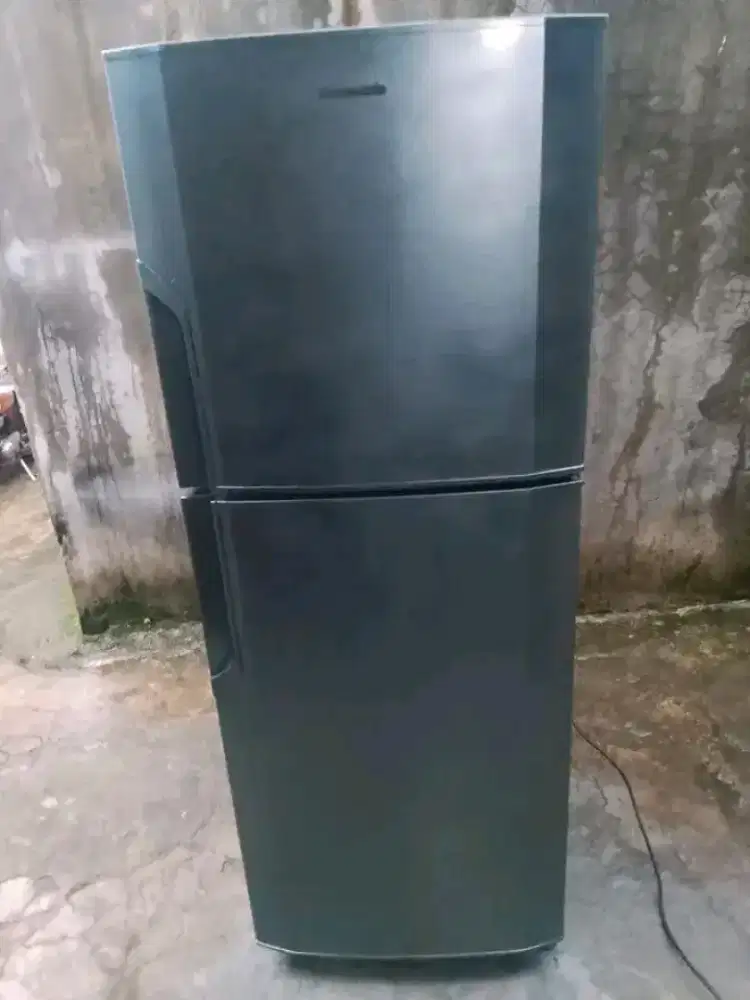 PERBAIKAN KULKAS dan jual beli kulkas