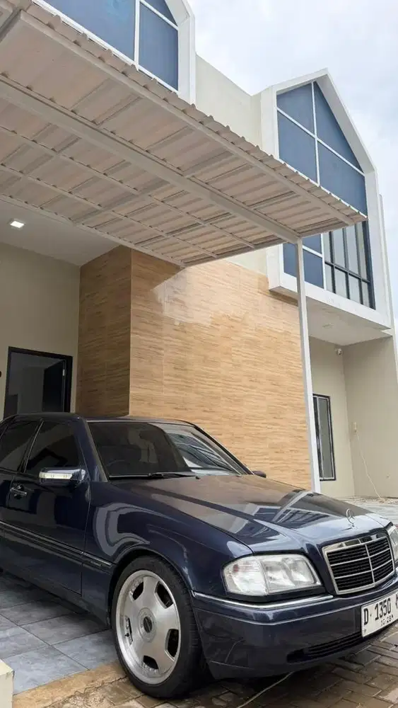 Mercedes-Benz C230 1997 Bensin