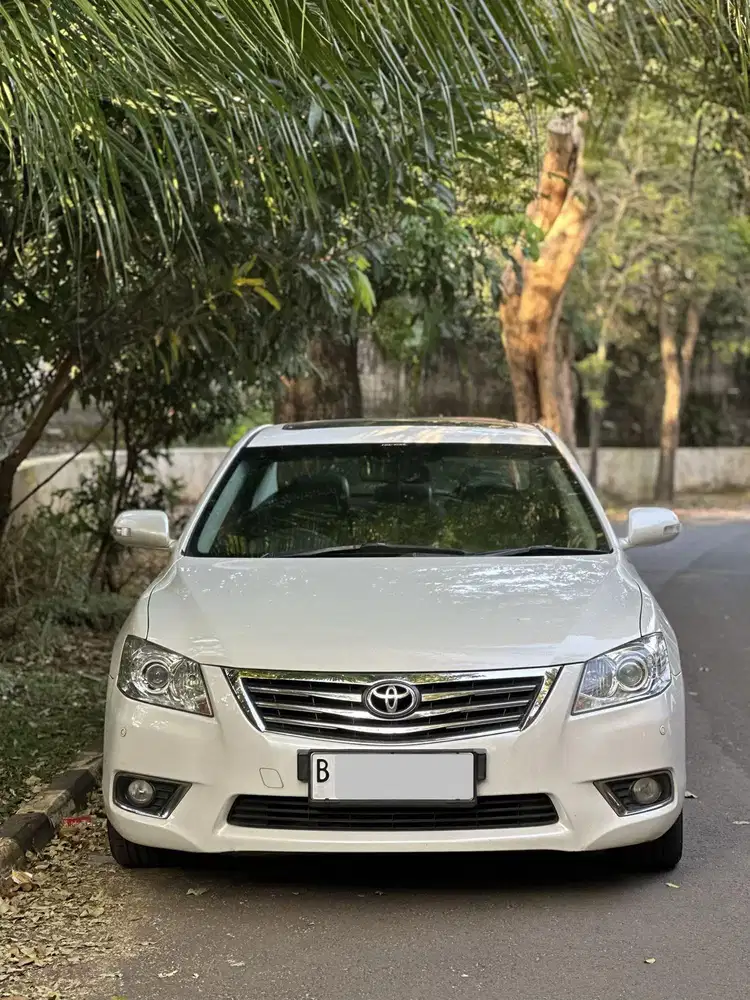 Toyota Camry Q 3.5 2010 Putih Asli Cash only