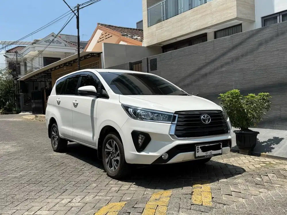 KM 300 GAJAD PAKAI‼️ Toyota Kijang Innova 2.4 G AT Diesel TH 2025 Putih