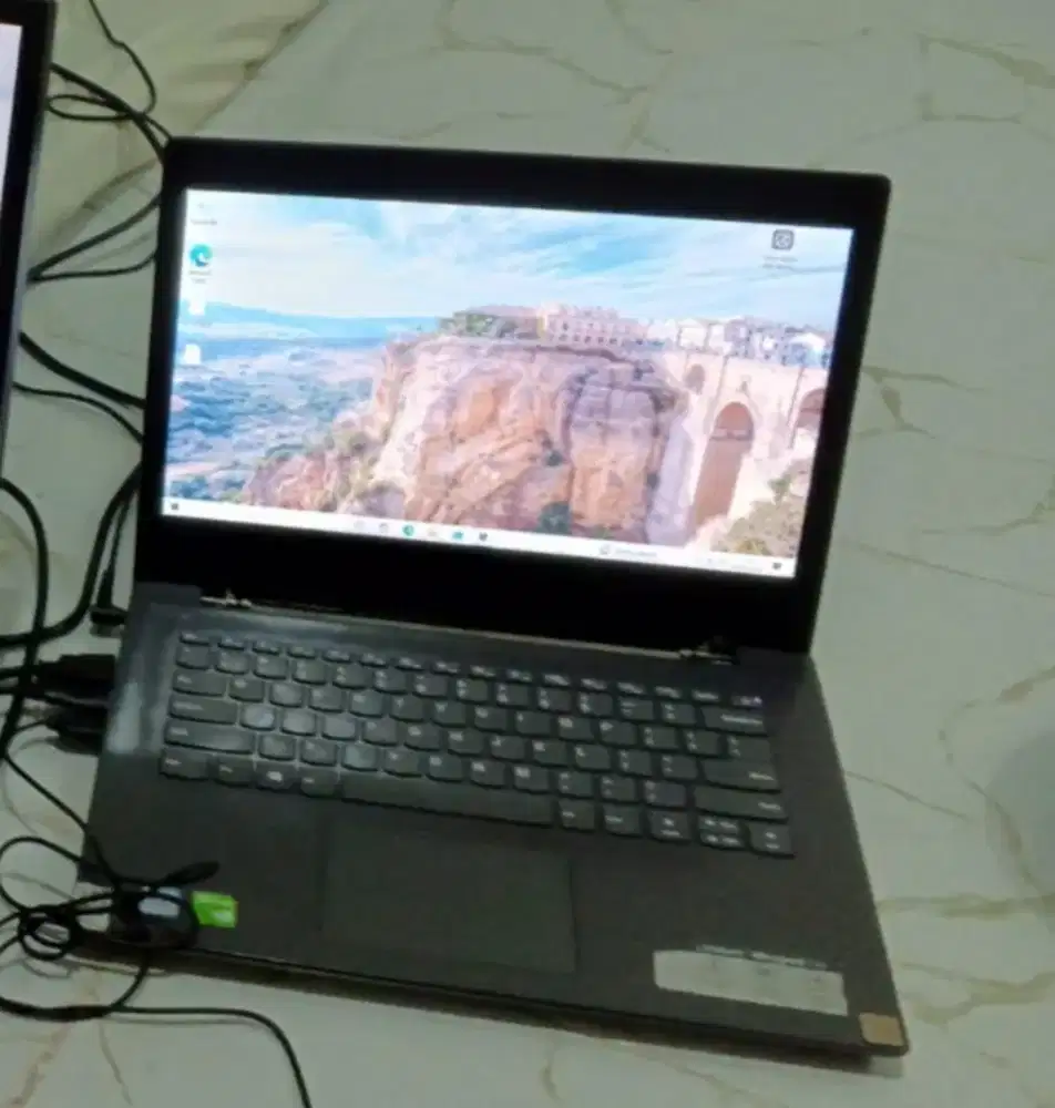 Lenovo IdeaPad 320 Slim