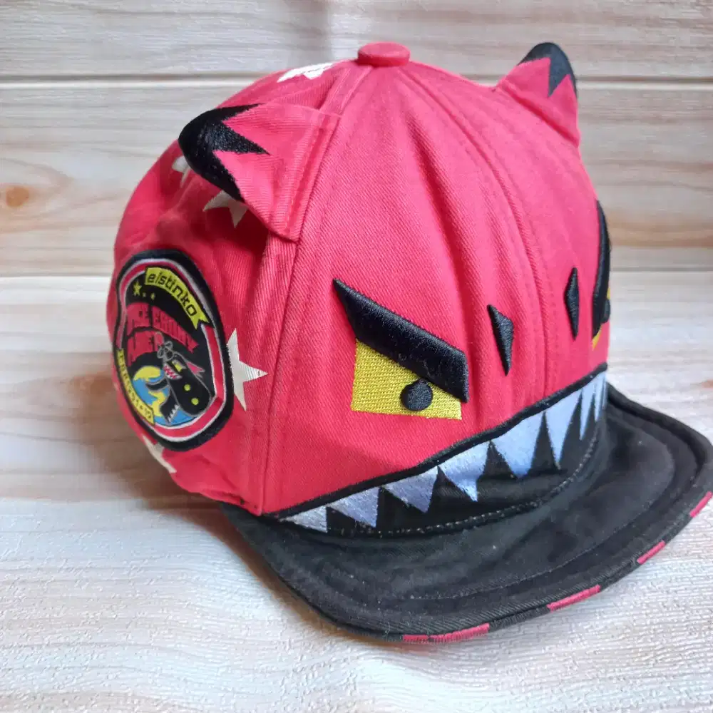 Topi El Stinko Space Ebony Planet