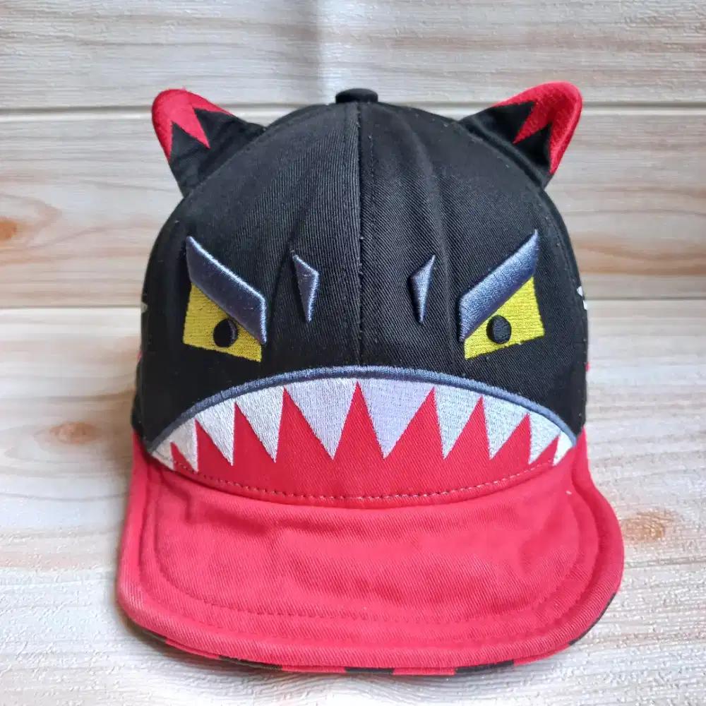 Topi El Stinko Space Ebony Planet