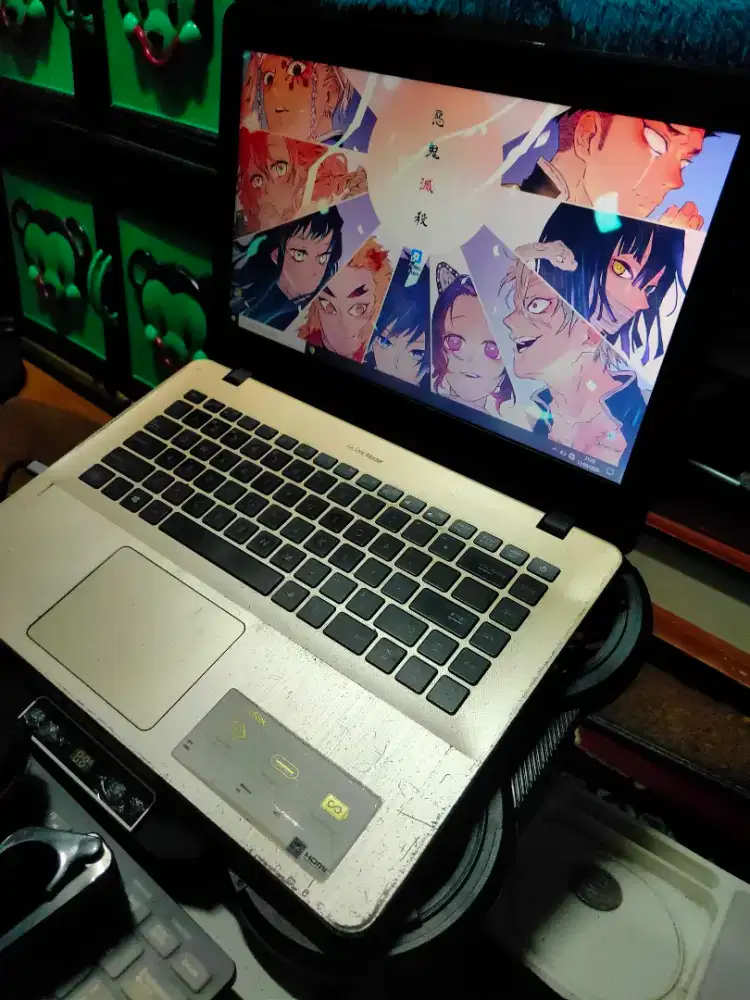 Asus 8/512ssd, 1tbHDD