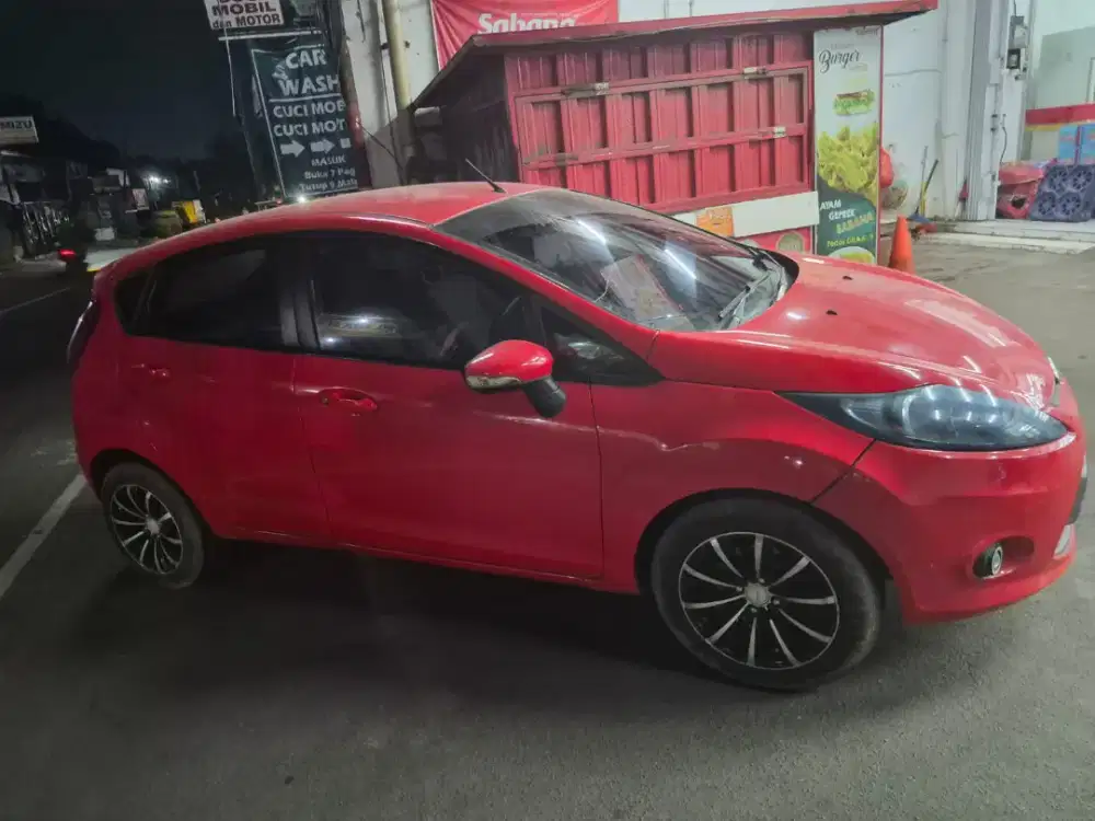 FORD FIESTA 1.4 MATIC 2011