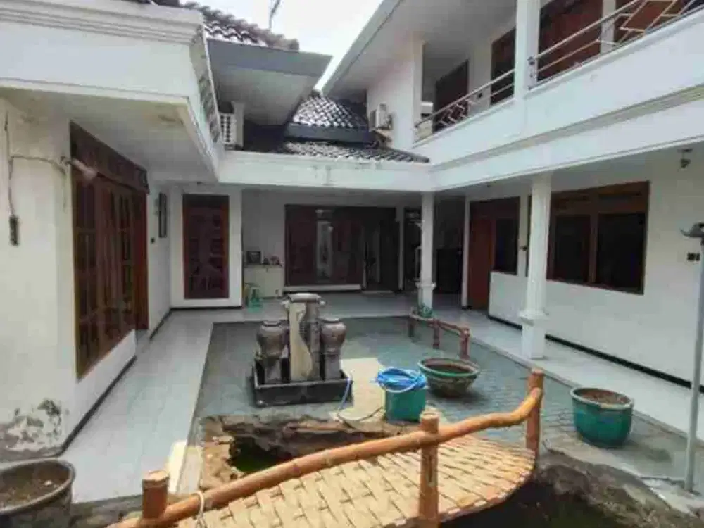 Dijual Rumah Row 3 Mobil Dharma Husada Indah Surabaya