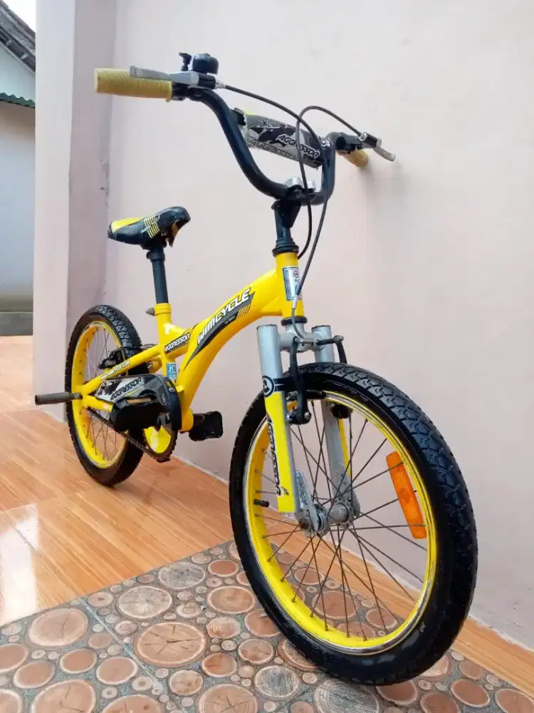 Sepeda BMX ukuran 18 NOKEN