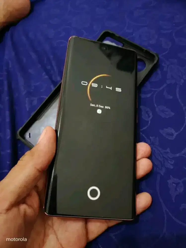 Vivo V29 5G 8/256 Layar Amoled Lengkung