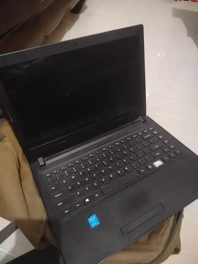 LAPTOP LENOVO IP-100