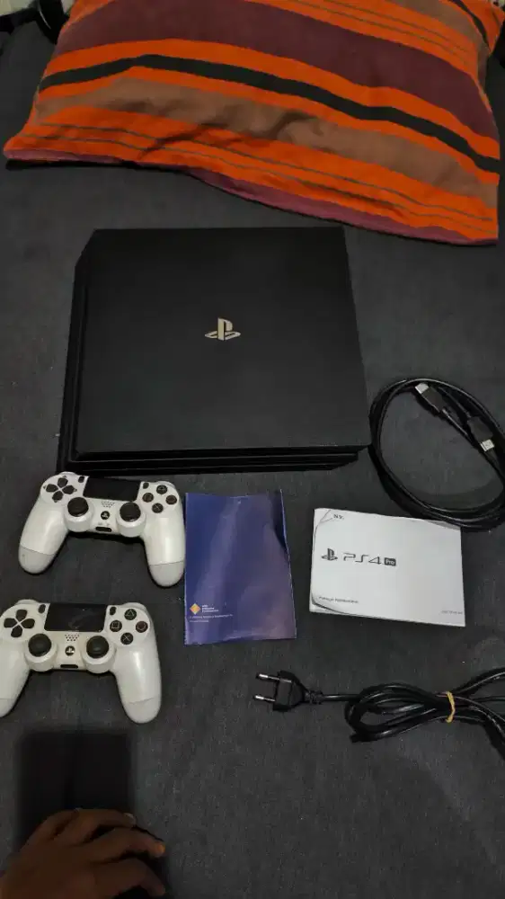 ps4 pro, playstation 4 pro, ps 4 pro original