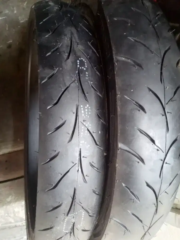 Ban maxsis ukuran 17 80/90 masih baru