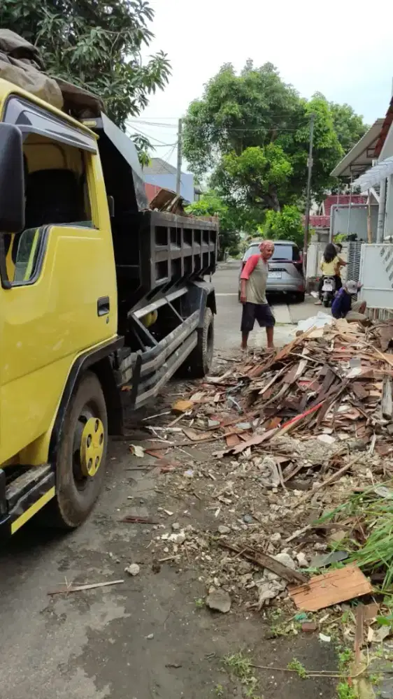 Jasa buang tanah sampah bangunan