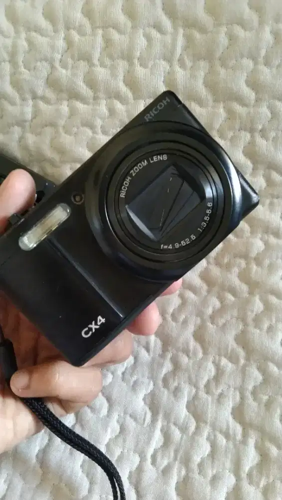 Camera digital Ricoh cx 4