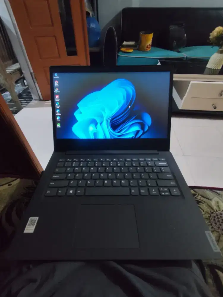 Laptop Lenovo V14 ADA – AMD 3020e | RAM 4GB | SSD 256GB