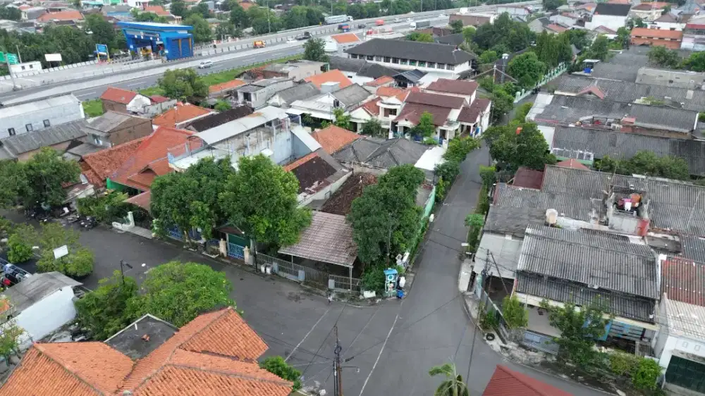 Tanah 295m bangunan lama