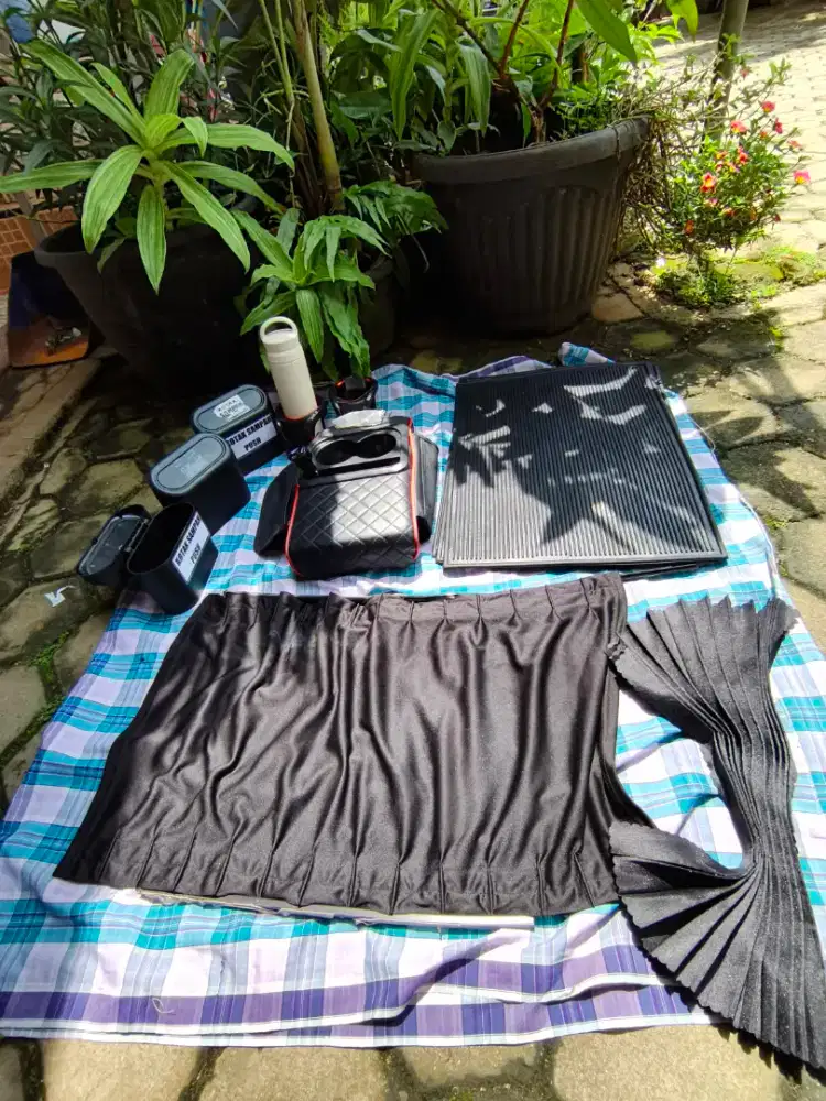 Accecoris dalam mobil