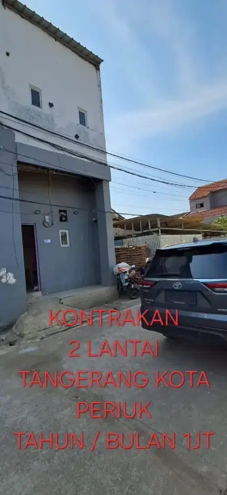 Rumah kontrakan dua tahunan lantai bisa parkir mobil tangerang periuk