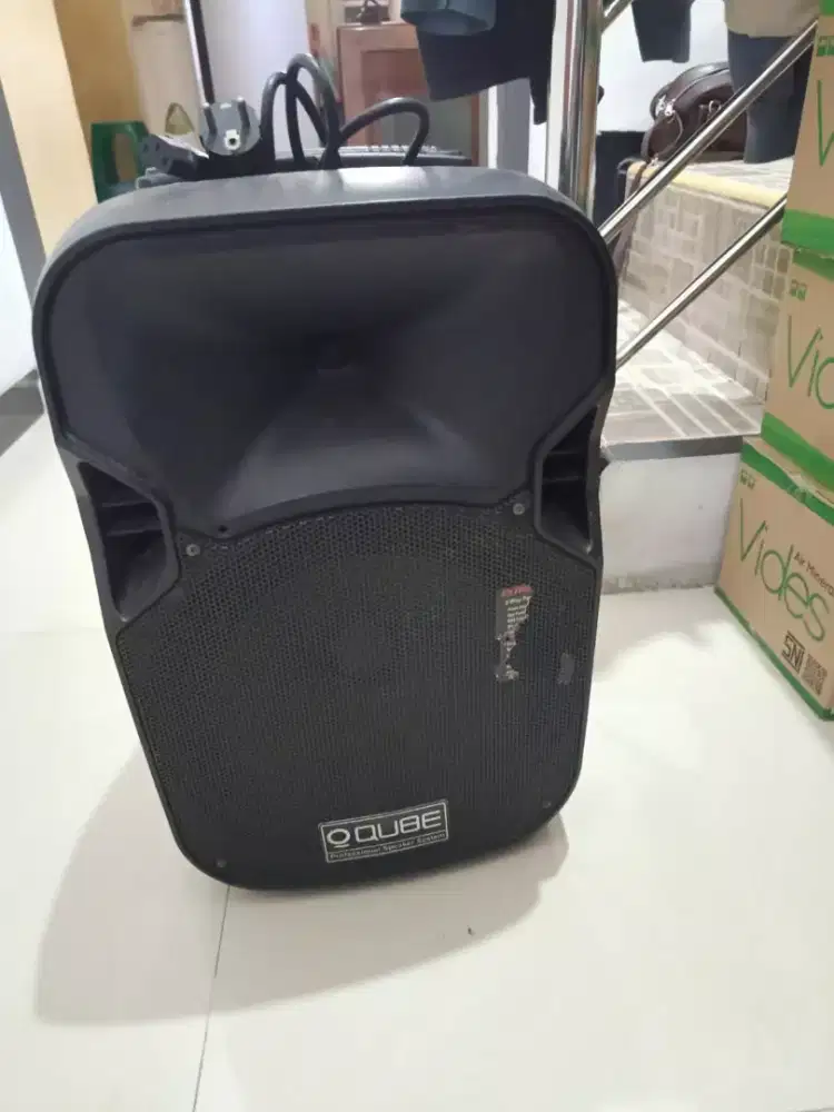 Speaker aktif bluetooth