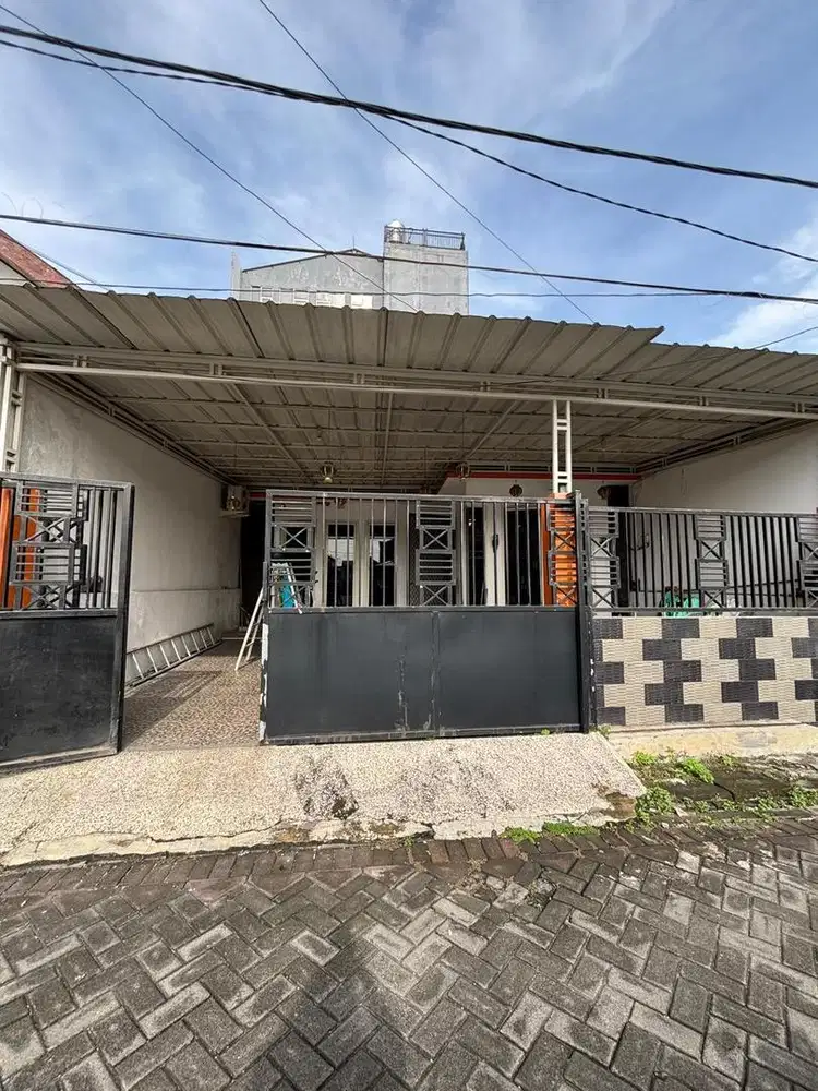 Disewakan Rumah Ngagel Row jalan 2 Mobil