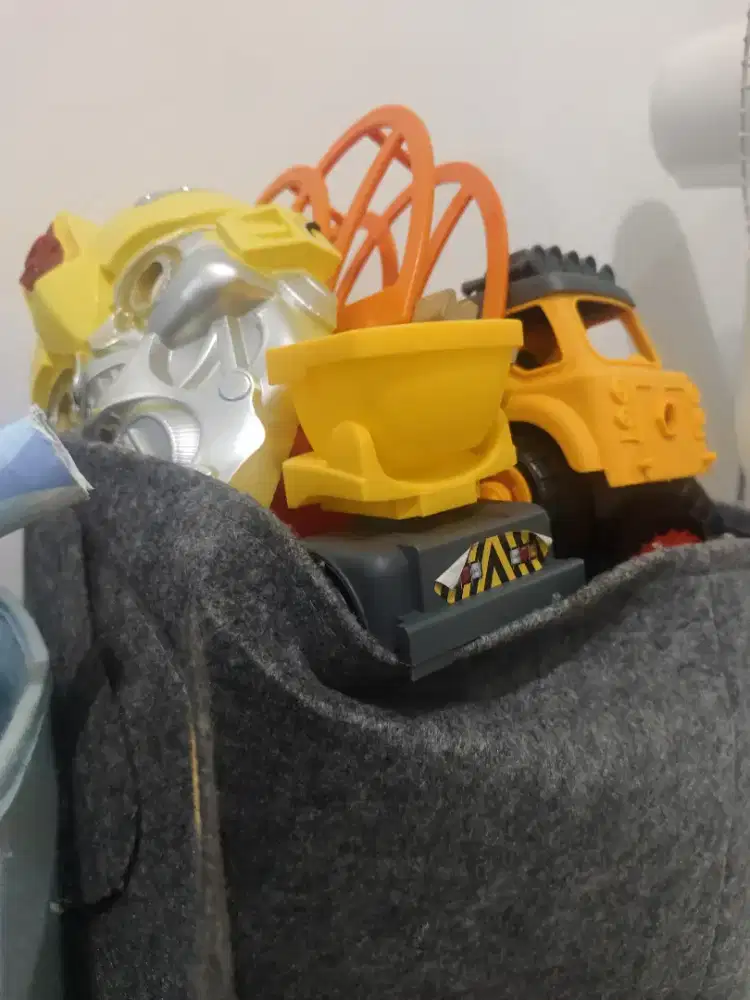 Pengasuh anak laki2 usia 3.5 th