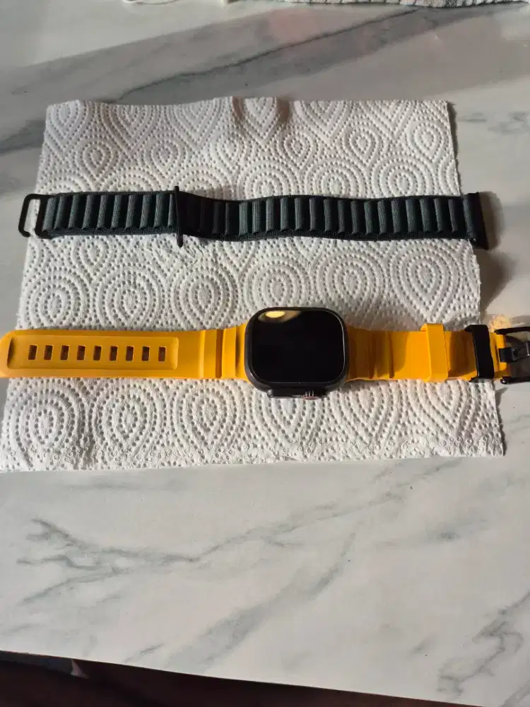 Apple watch ultra 2 . Titanium black