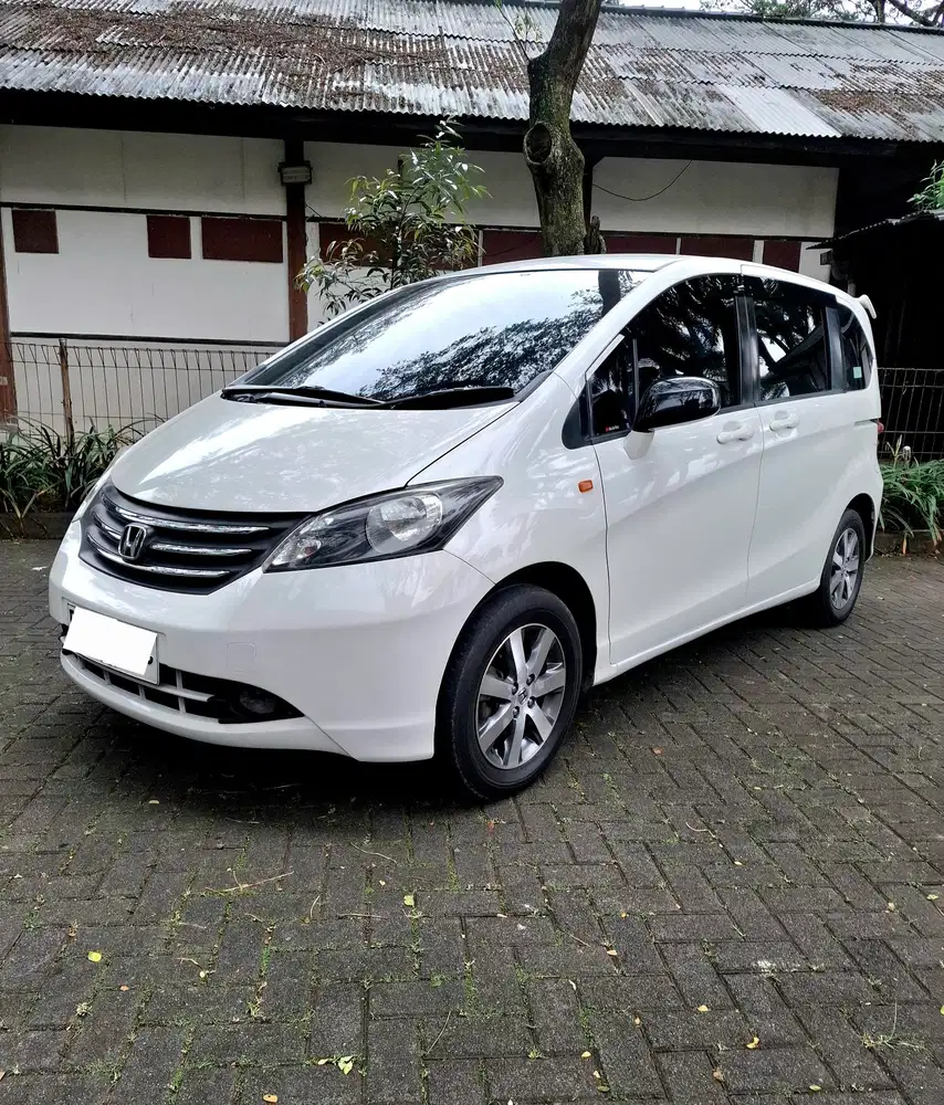 Honda Freed 2009 Bensin