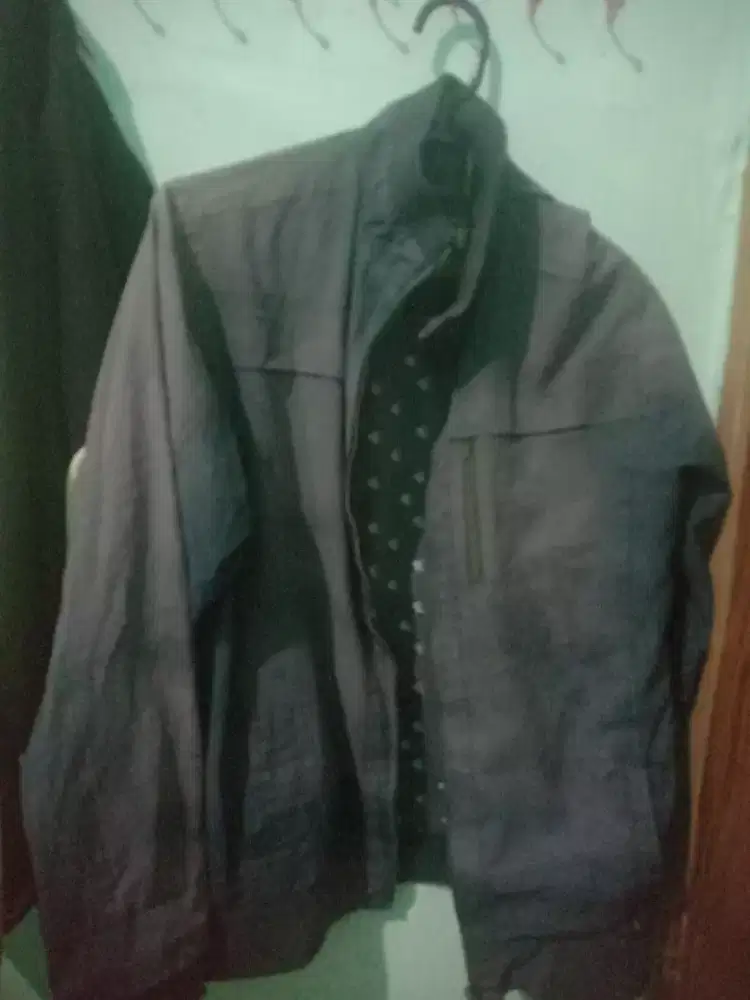 Jual jaket merek lee conti ukuran L