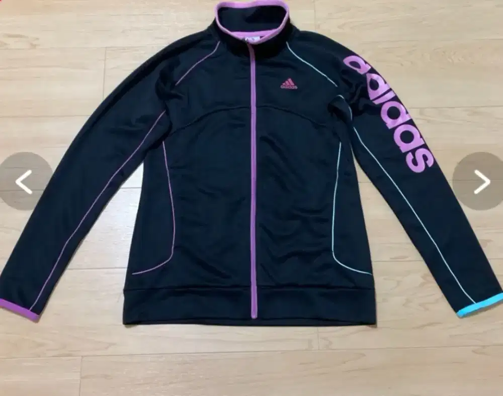 Jaket Olga by Adidas