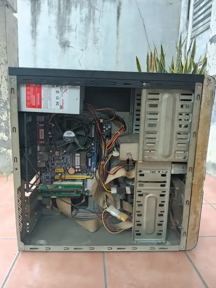 Jual CPU Komputer murah Intel Core 2 Duo normal nominus