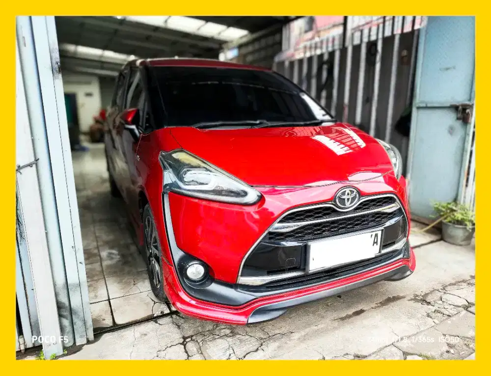Toyota Sienta Q Merah Marun 2018 Istimewa