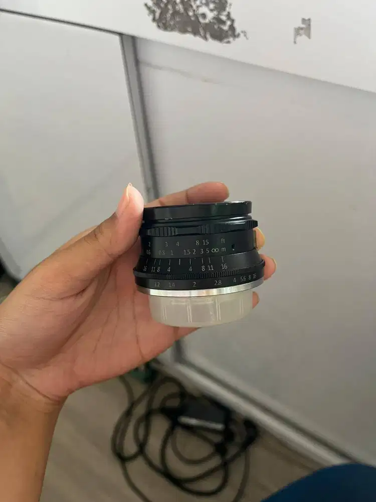 LENSA 7 ARTISAN 35MM F1.2 FOR FUJIFILM