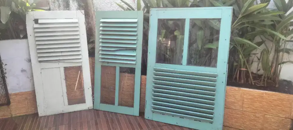 Jendela Krapyak buat ornamen Kafe,Resto