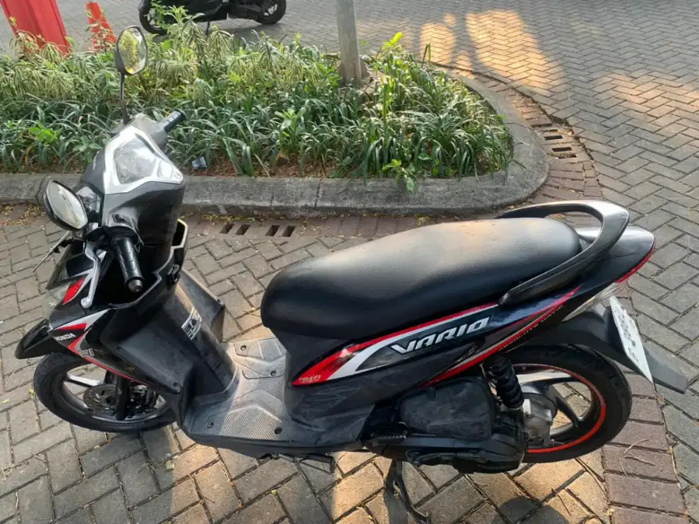 DIJUAL CEPAT – Honda Vario 110 FI 2014