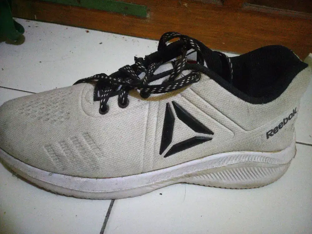 sepatu Reebok royal complete