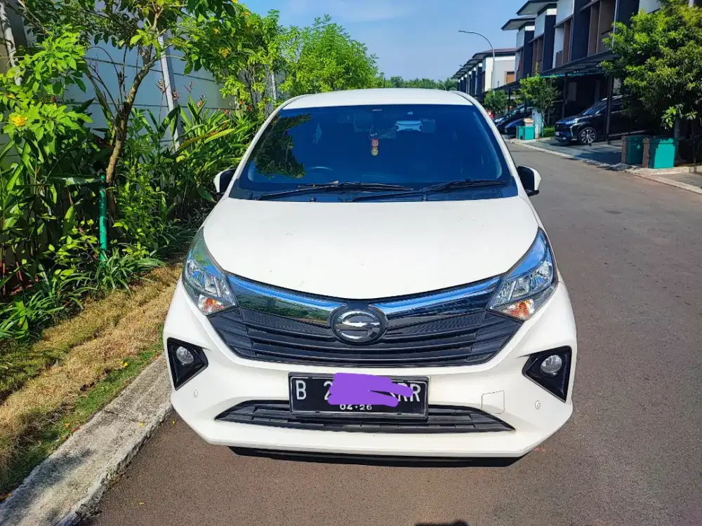 Daihatsu Sigra R AT Deluxe