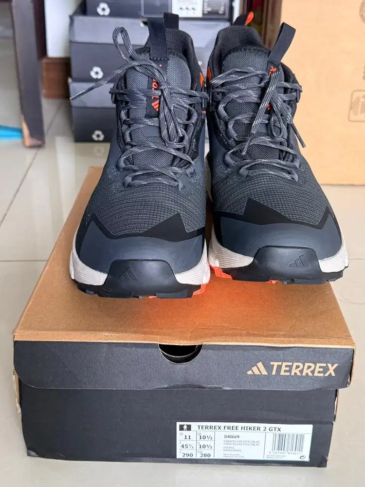 Sepatu Hiking Adidas Terrex Free Hiker 2 eu45/us11/uk10,5 original