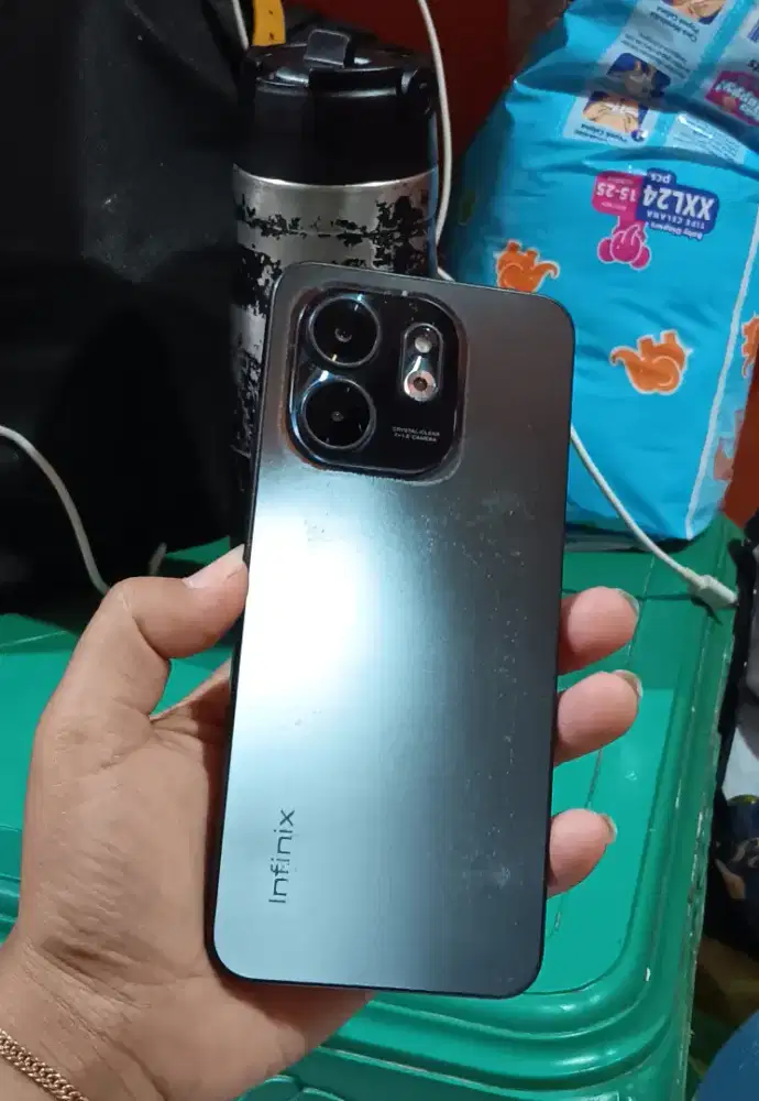 Infinix smart 9 HD ram 3+3/64.